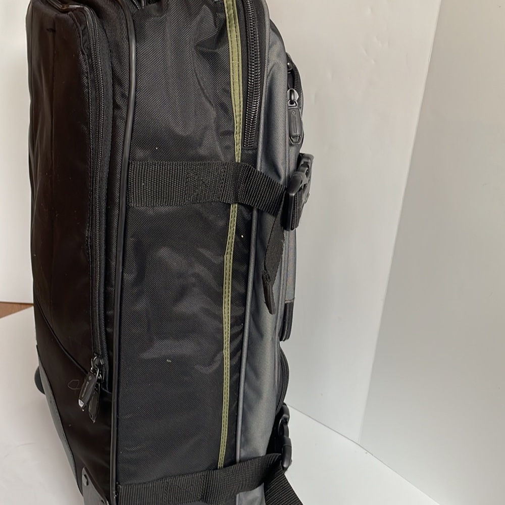 Samsonite backpack/duffel/travel bag for weekend or business trips - Picture 5 of 10